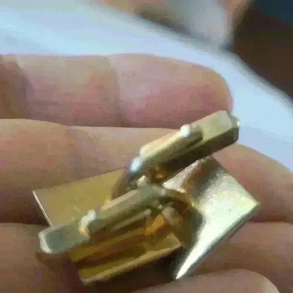 Swank blue and gold cufflinks - Picture 2 of 4